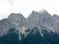 Bei Garmisch-Partenkirchen hatten wir den Blick auf ...