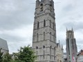 Der Belfried gehört mit der St. Bavokathedrale und der St. Niklaskirche zur berühmten Stadtansicht "Die drei Türme von Gent"